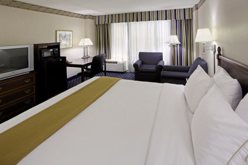 Holiday Inn Express Washington Dc Sw - Springfield By Ihg Экстерьер фото
